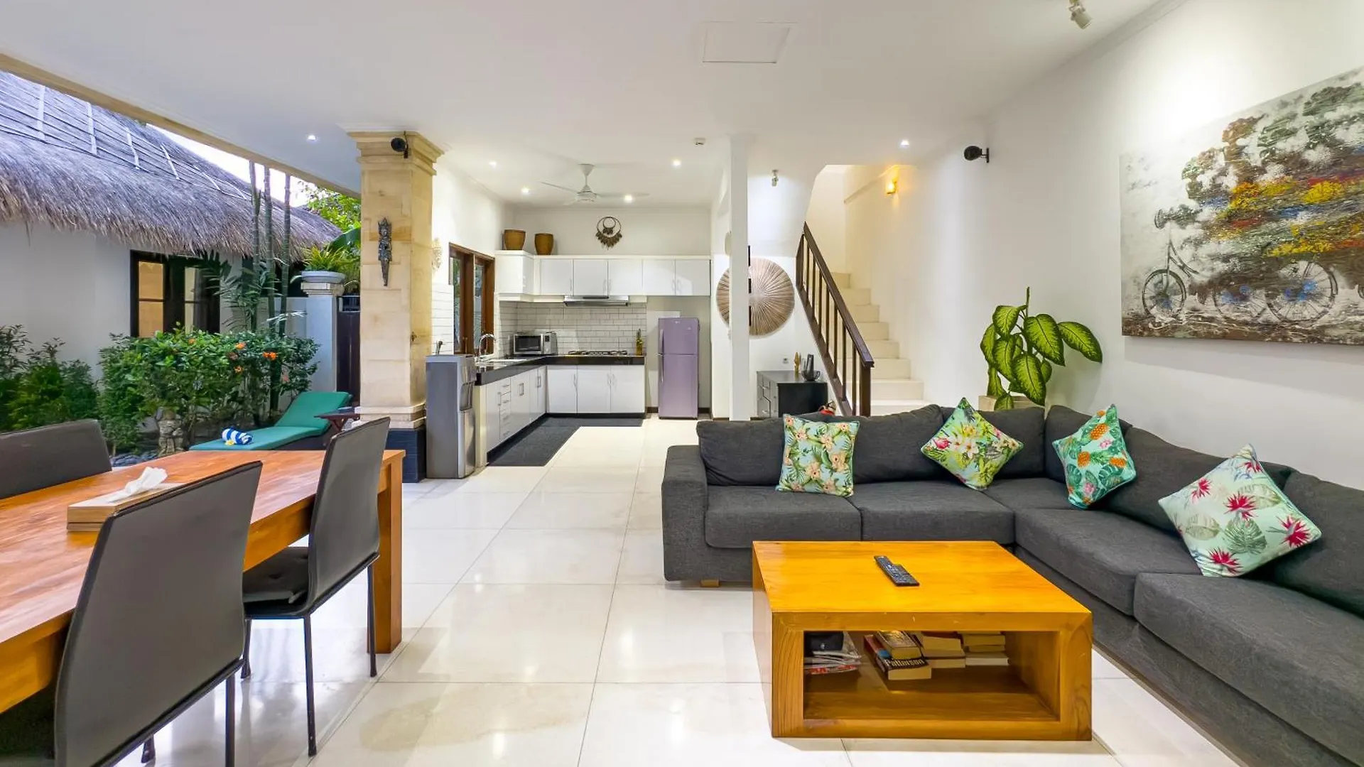 Villa Bugis Kayu Aya Seminyak 0*, 塞米亚克 印尼