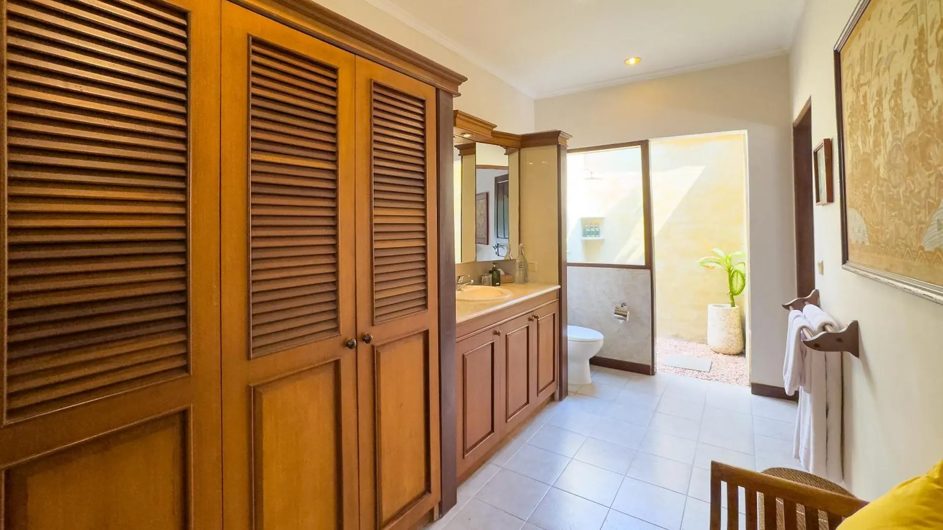 Villa Bugis Kayu Aya Seminyak