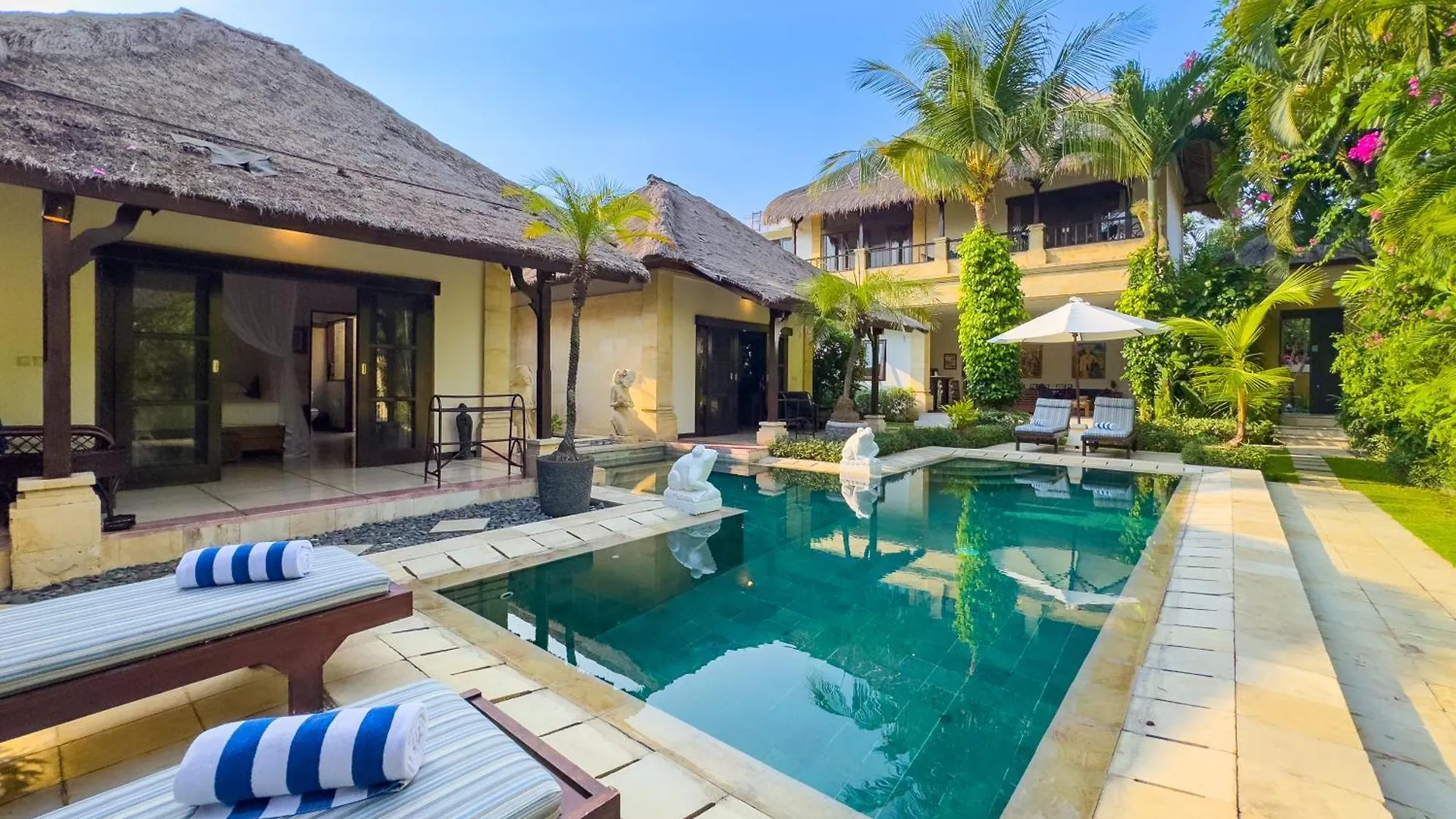 Villa Bugis Kayu Aya Seminyak 印尼
