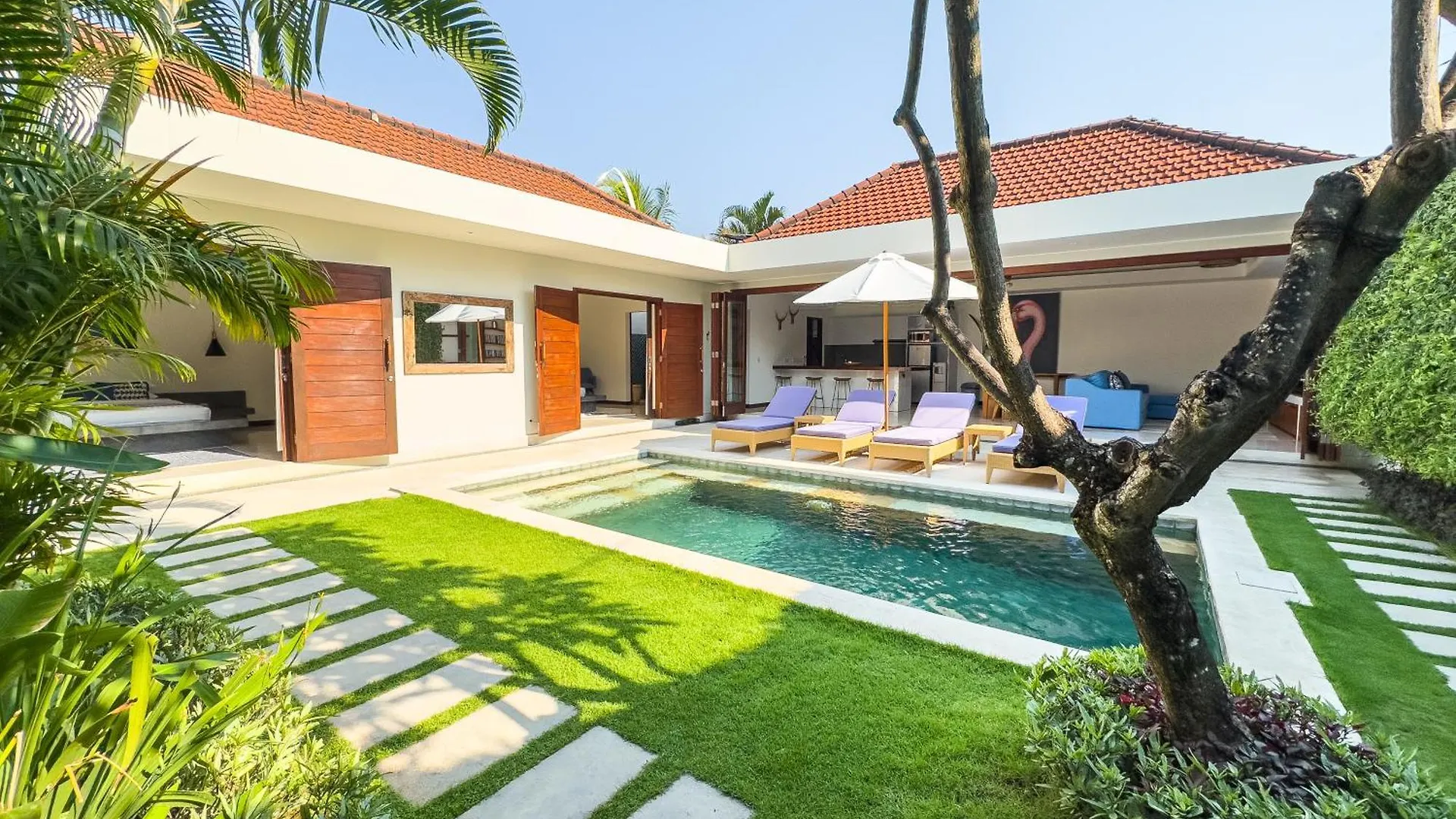 Villa Bugis Kayu Aya Seminyak