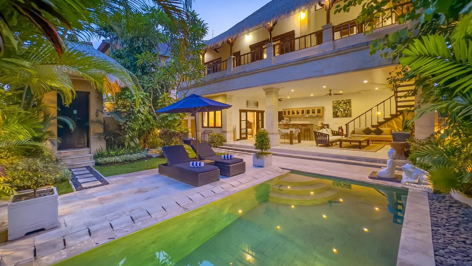 Villa Bugis Kayu Aya Seminyak Indonésie